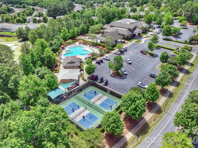 23116 Kingfisher Drive, Fort Mill, SC 29707.  MLS# CAR4378477, YatesRealty ID 21361. 