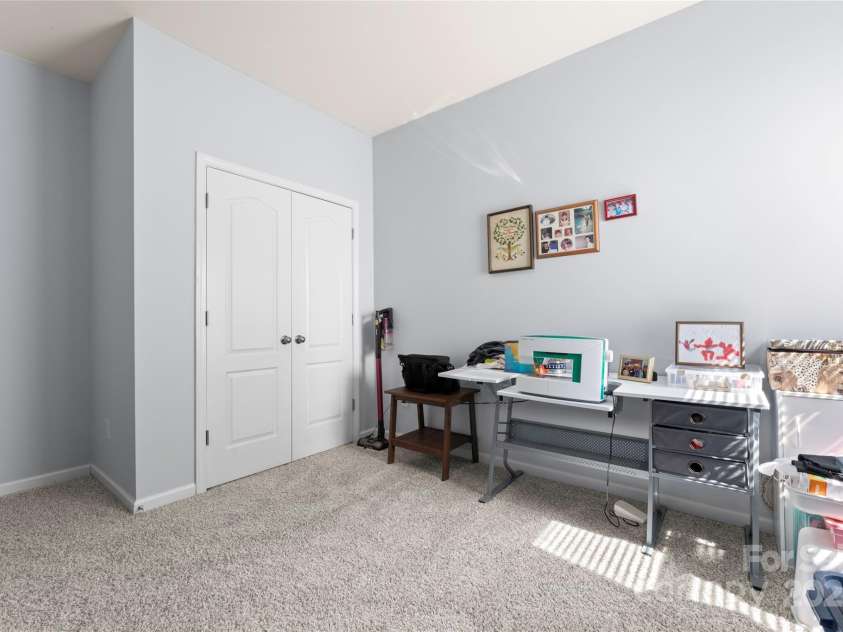 11124 Chapeclane Road, Charlotte, NC 28278.  MLS# CAR4233516, YatesRealty ID 21362. 