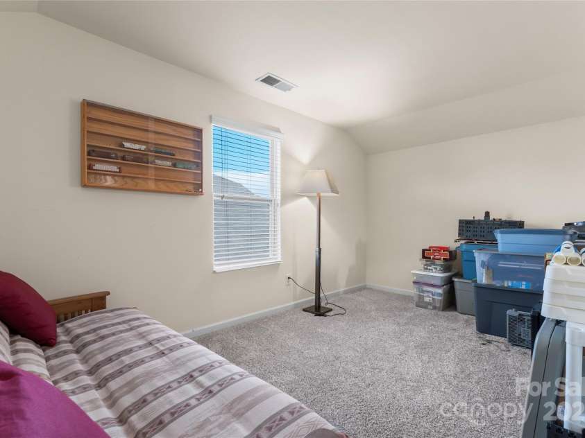 11124 Chapeclane Road, Charlotte, NC 28278.  MLS# CAR4233516, YatesRealty ID 21362. 