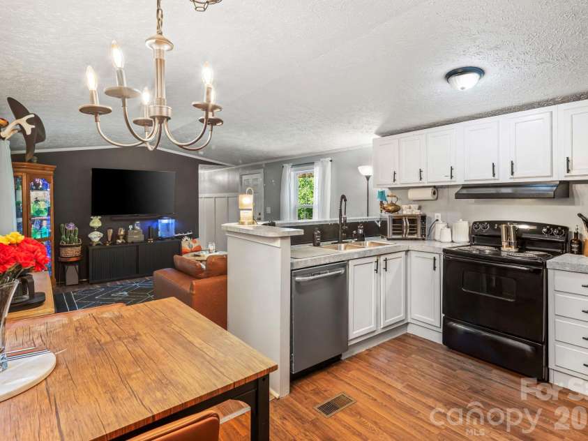 23 Lela Lane, Alexander, NC 28701.  MLS# CAR4378997, YatesRealty ID 21362. 
