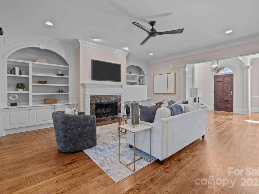 8928 Heydon Hall Circle, Charlotte, NC 28210.  MLS# CAR4219004, YatesRealty ID 21363. 