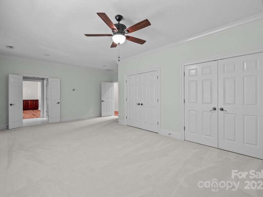 8928 Heydon Hall Circle, Charlotte, NC 28210.  MLS# CAR4219004, YatesRealty ID 21363. 