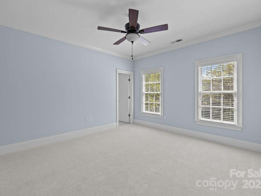 8928 Heydon Hall Circle, Charlotte, NC 28210.  MLS# CAR4219004, YatesRealty ID 21363. 