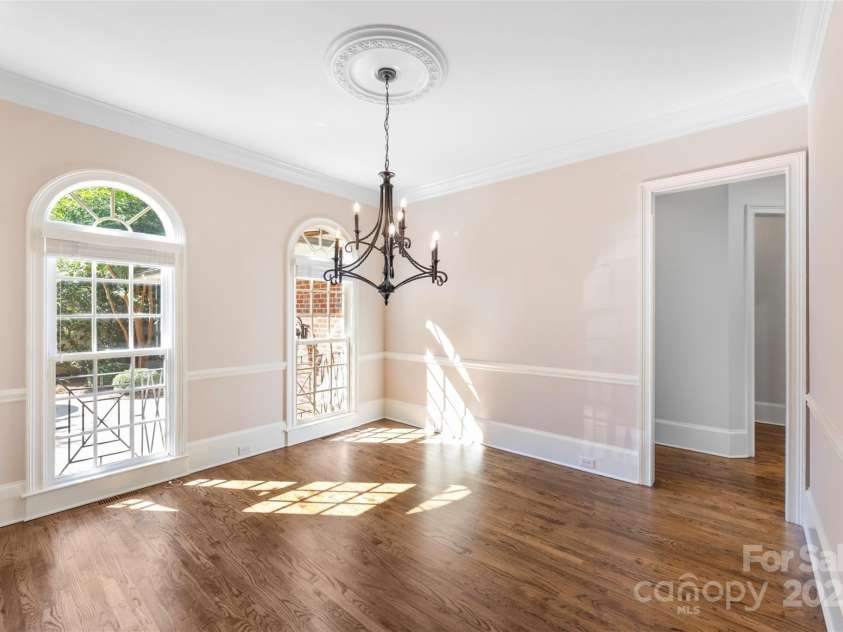 8928 Heydon Hall Circle, Charlotte, NC 28210.  MLS# CAR4297775, YatesRealty ID 21363. Formal dining room 