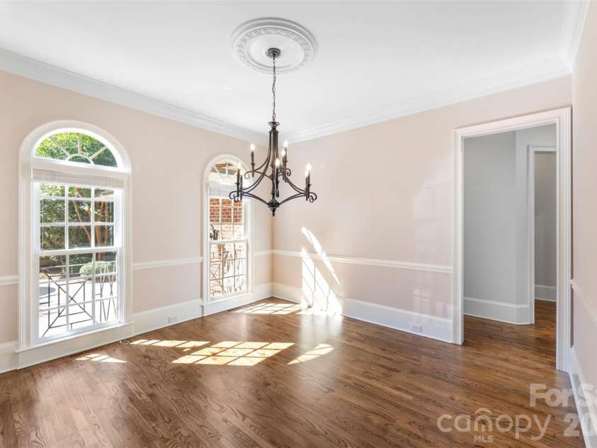 8928 Heydon Hall Circle, Charlotte, NC 28210.  MLS# CAR4297775, YatesRealty ID 21363. Formal dining room 