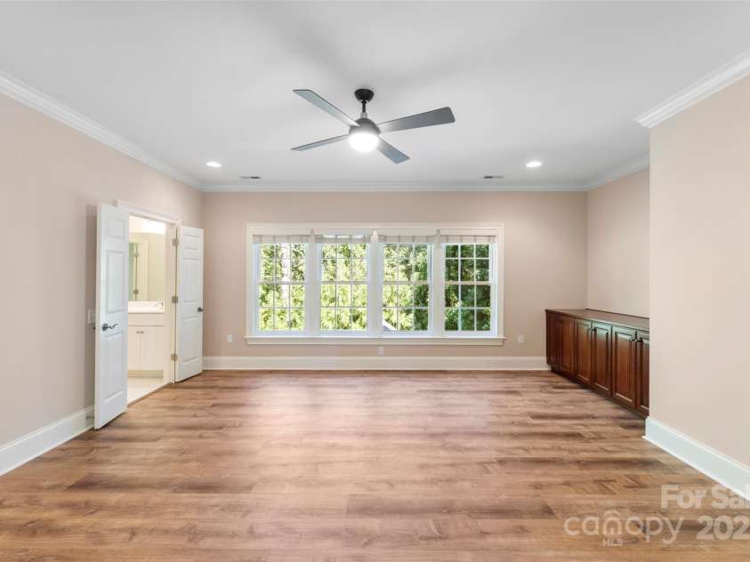 8928 Heydon Hall Circle, Charlotte, NC 28210.  MLS# CAR4297775, YatesRealty ID 21363. Upstairs media room with built ins and connected to full bath