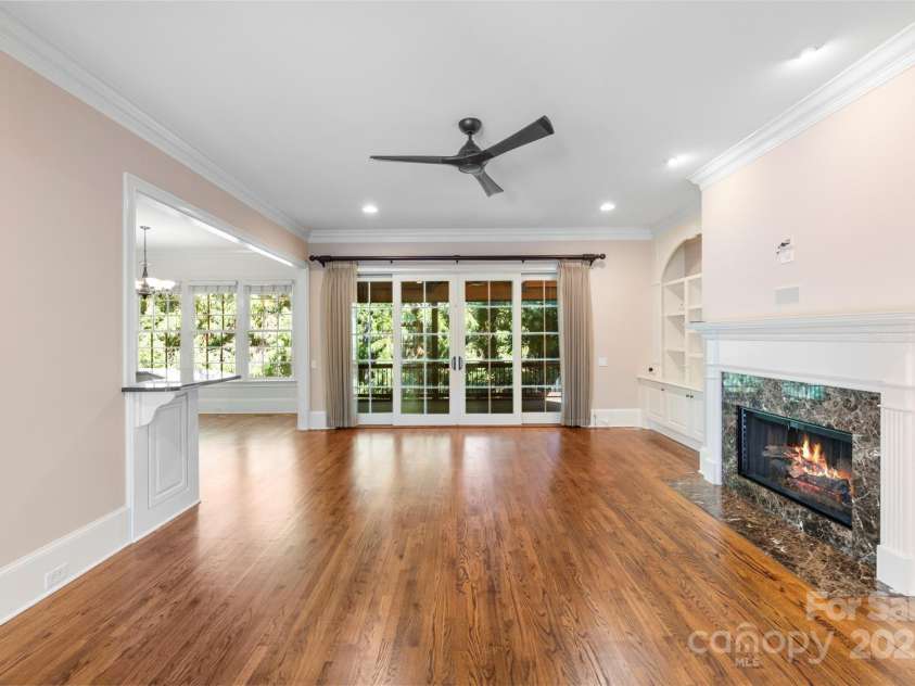 8928 Heydon Hall Circle, Charlotte, NC 28210.  MLS# CAR4297775, YatesRealty ID 21363. Welcome Home!  Enjoy this stunning view as you enter