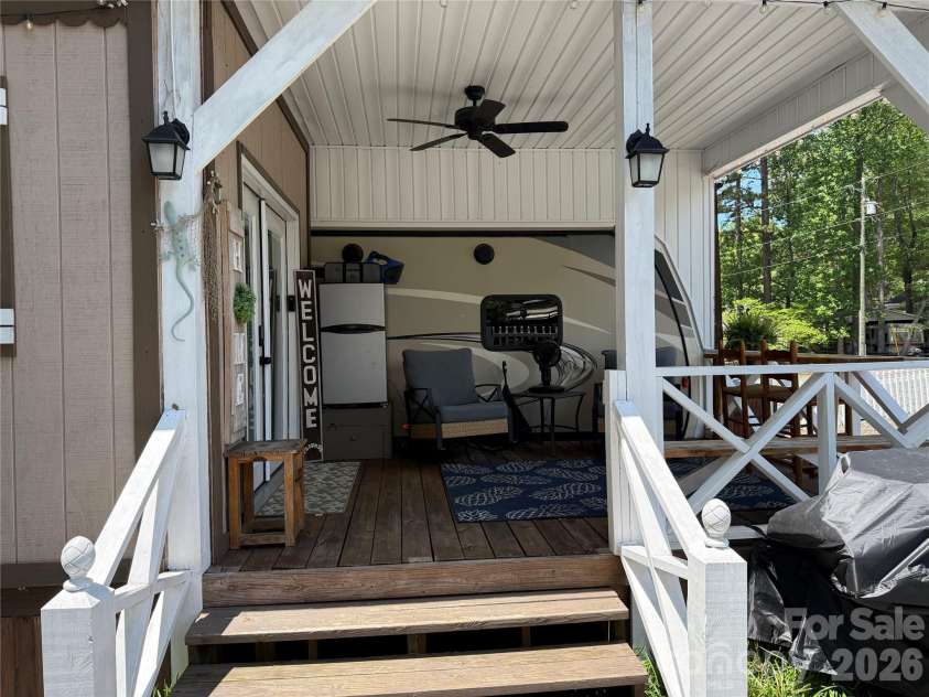 126 Canyon Loop, Mount Gilead, NC 27306.  MLS# CAR4381092, YatesRealty ID 21364. 