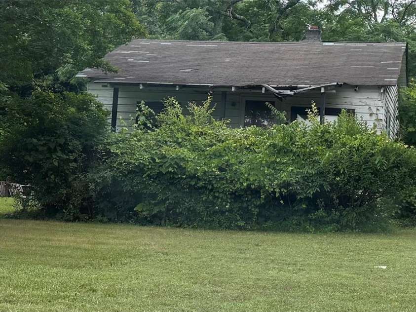 9924 Horton Road, Charlotte, NC 28278.  MLS# CAR4273606, YatesRealty ID 21364. 