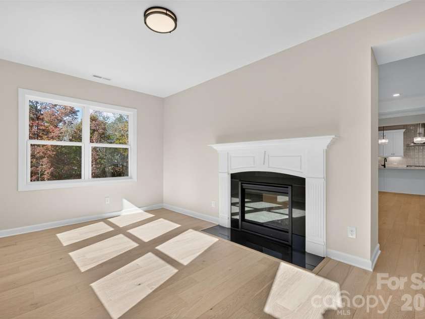 11009 Tyler Brook Lane, Mint Hill, NC 28227.  MLS# CAR4267005, YatesRealty ID 21366. Sunroom