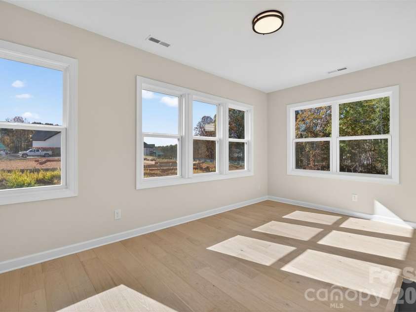 11009 Tyler Brook Lane, Mint Hill, NC 28227.  MLS# CAR4267005, YatesRealty ID 21366. Sunroom