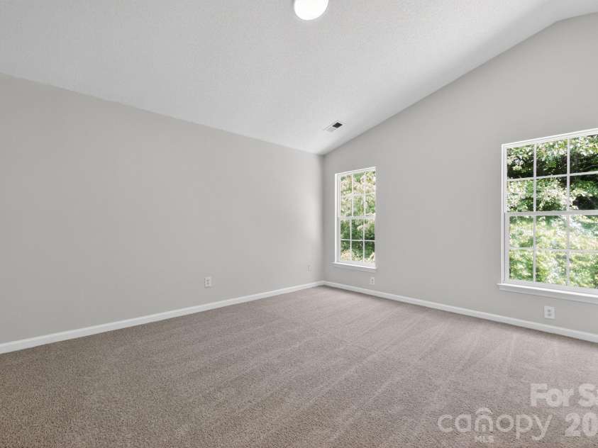 5313 Crisfield Road, Charlotte, NC 28269.  MLS# CAR4380964, YatesRealty ID 21369. 
