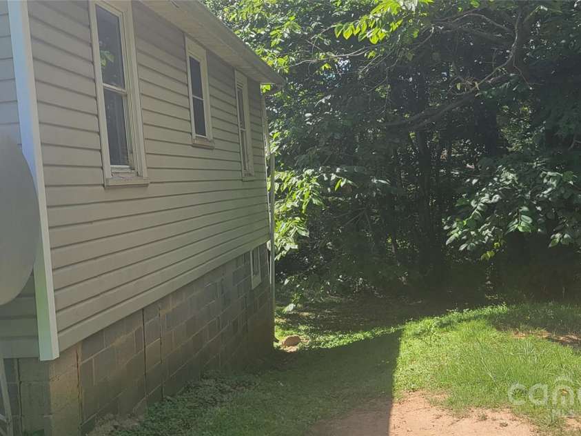 335 Rosenwald School Street, Catawba, NC 28609.  MLS# CAR4138071, YatesRealty ID 2137. 