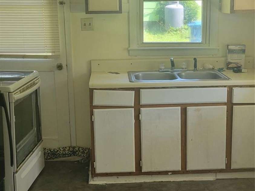 335 Rosenwald School Street, Catawba, NC 28609.  MLS# CAR4138071, YatesRealty ID 2137. 