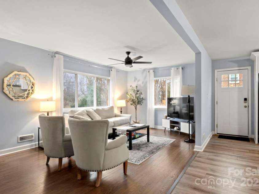 7047 Cheyenne Drive, Charlotte, NC 28262.  MLS# CAR4305493, YatesRealty ID 2137. 