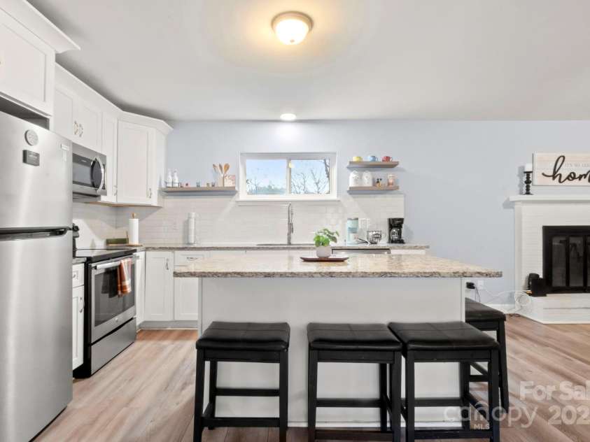 7047 Cheyenne Drive, Charlotte, NC 28262.  MLS# CAR4305493, YatesRealty ID 2137. 