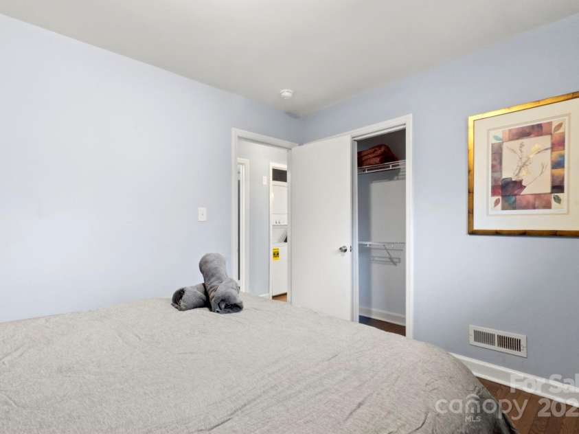 7047 Cheyenne Drive, Charlotte, NC 28262.  MLS# CAR4305493, YatesRealty ID 2137. 