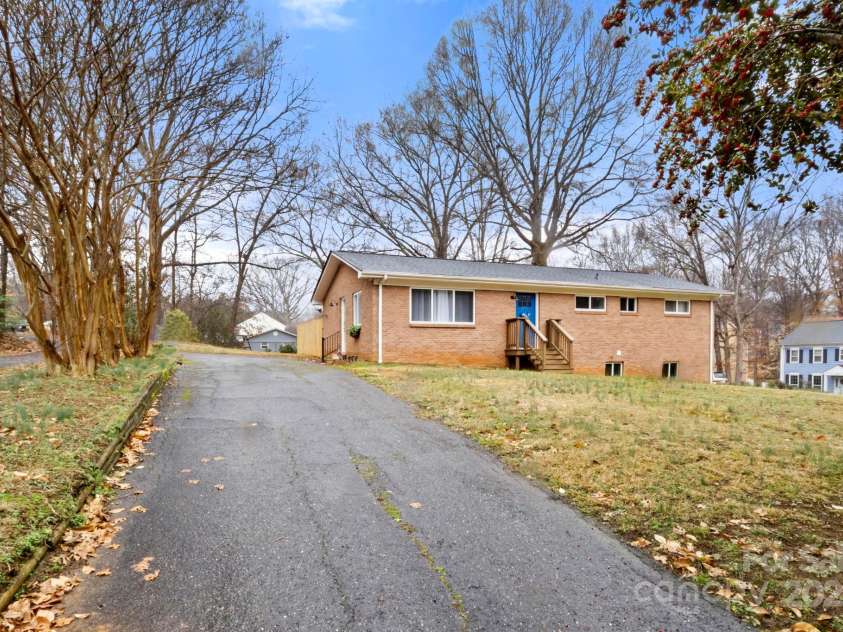 7047 Cheyenne Drive, Charlotte, NC 28262.  MLS# CAR4305493, YatesRealty ID 2137. 