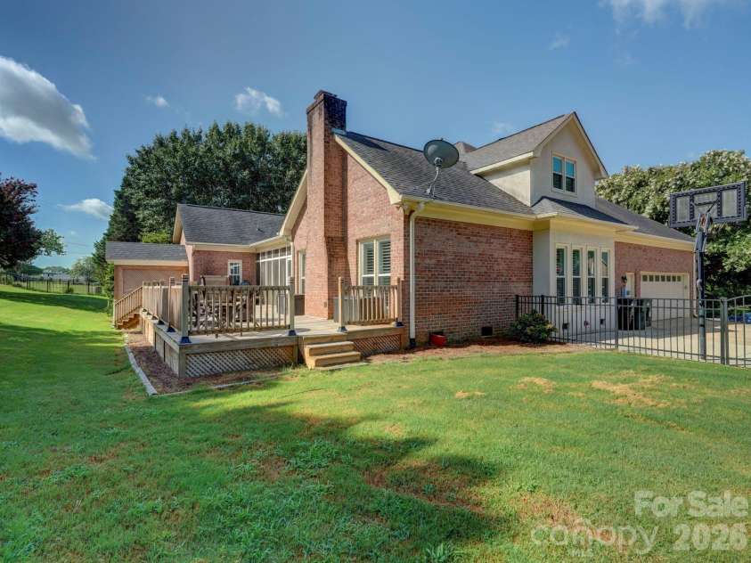3466 Brighton Court, Concord, NC 28027.  MLS# CAR4405347, YatesRealty ID 21370. 