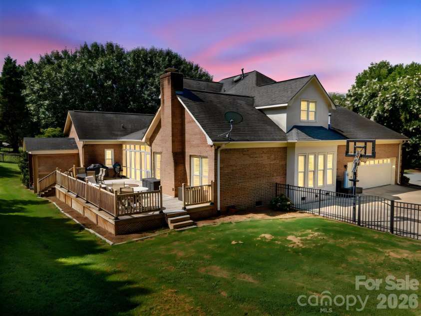 3466 Brighton Court, Concord, NC 28027.  MLS# CAR4405347, YatesRealty ID 21370. 
