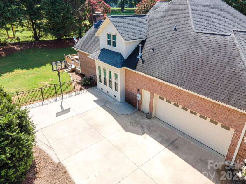 3466 Brighton Court, Concord, NC 28027.  MLS# CAR4405347, YatesRealty ID 21370. 