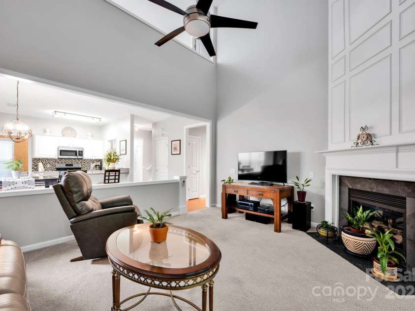 8938 Kestral Ridge Drive, Charlotte, NC 28269.  MLS# CAR4255193, YatesRealty ID 21370. 