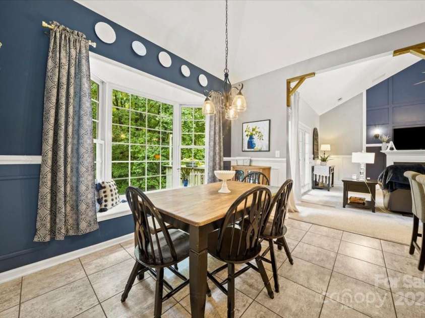10501 Olde Irongate Lane, Mint Hill, NC 28227.  MLS# CAR4267766, YatesRealty ID 21371. 