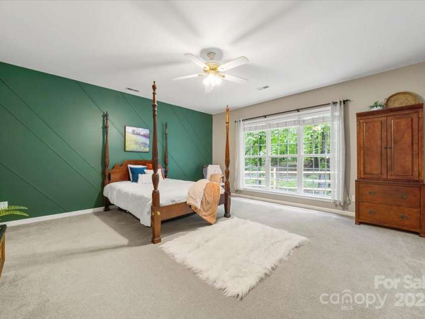 10501 Olde Irongate Lane, Mint Hill, NC 28227.  MLS# CAR4267766, YatesRealty ID 21371. 