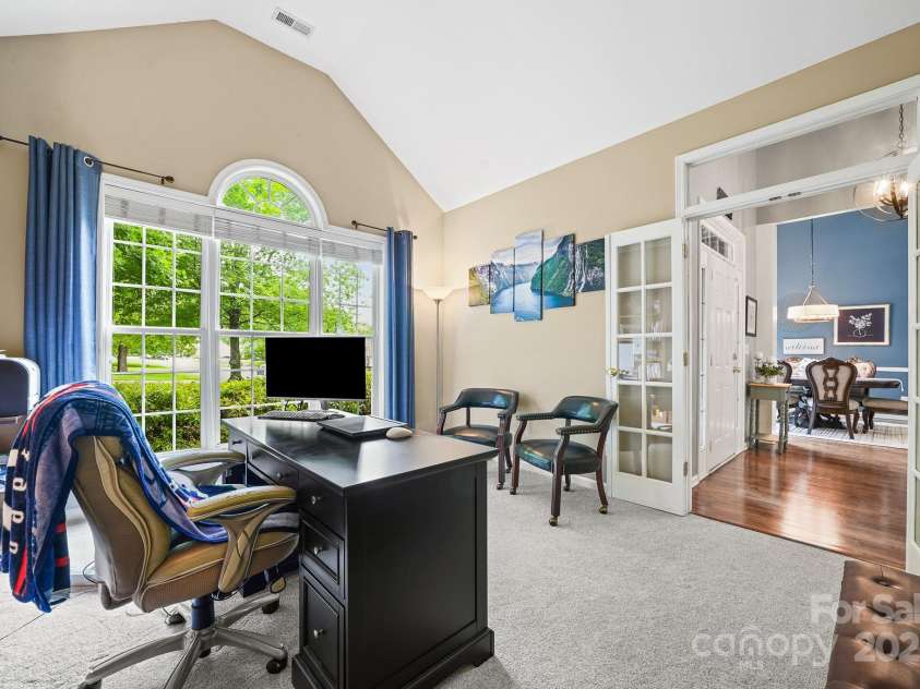 10501 Olde Irongate Lane, Mint Hill, NC 28227.  MLS# CAR4267766, YatesRealty ID 21371. 