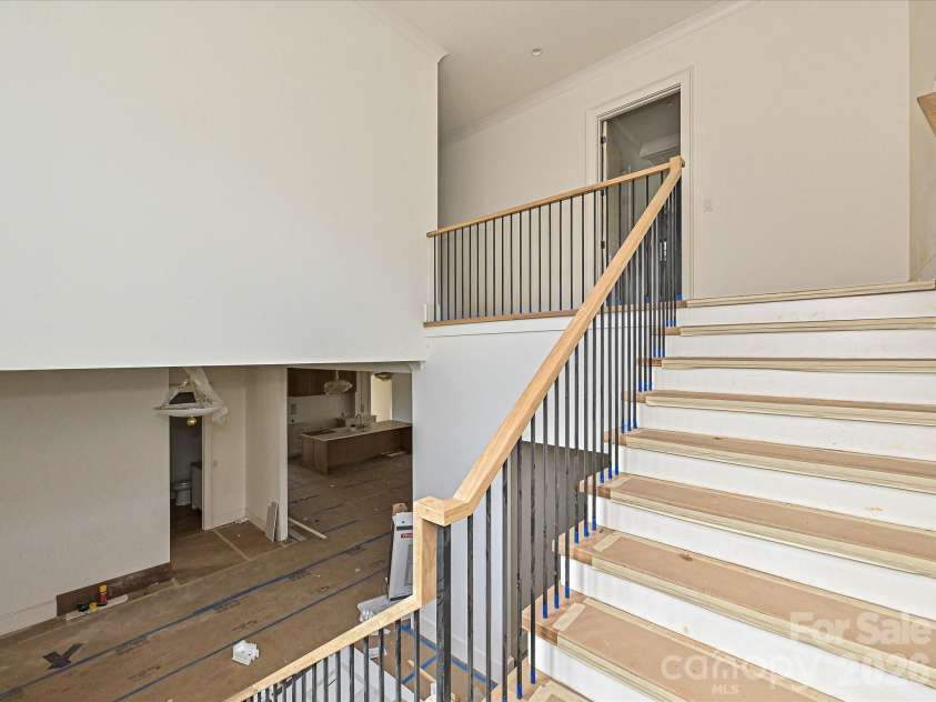 1329 Bevis Drive, Charlotte, NC 28209.  MLS# CAR4381162, YatesRealty ID 21371. 
