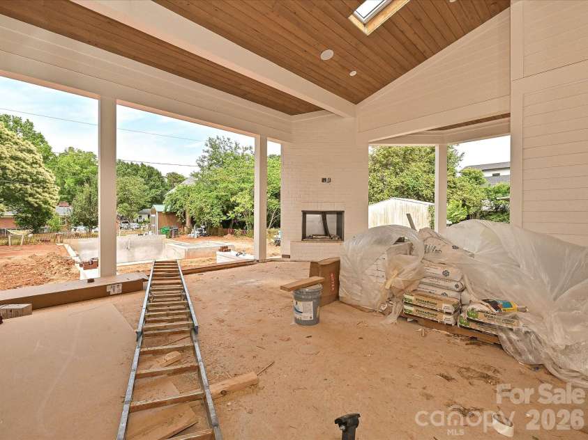 1329 Bevis Drive, Charlotte, NC 28209.  MLS# CAR4381162, YatesRealty ID 21371. 