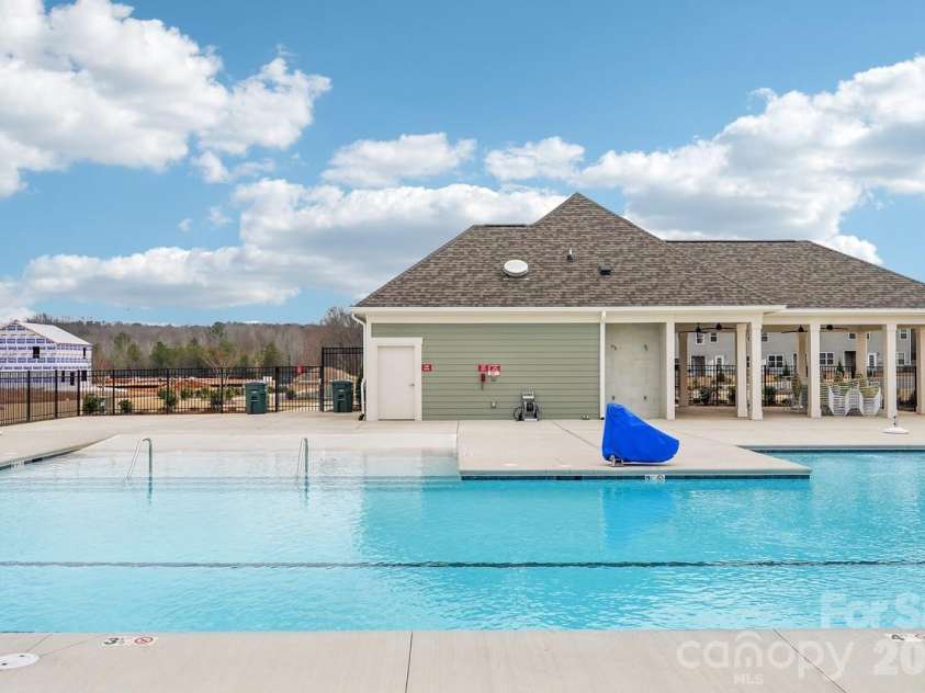 3233 Ora Smith Road, Lincolnton, NC 28092.  MLS# CAR4381539, YatesRealty ID 21374. 