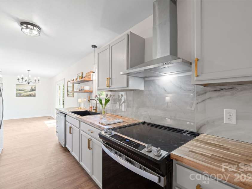 4115 Conley Street, Newton, NC 28658.  MLS# CAR4247825, YatesRealty ID 21374. 