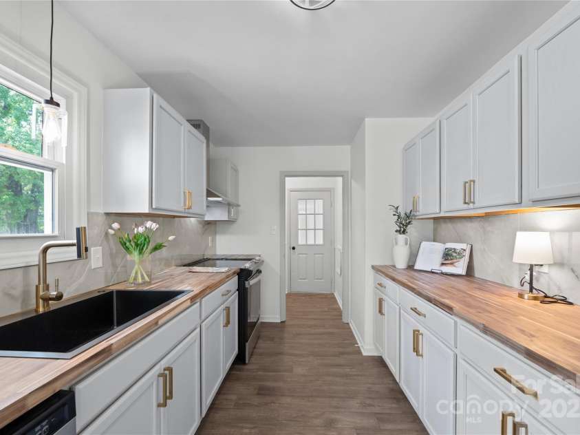 4115 Conley Street, Newton, NC 28658.  MLS# CAR4247825, YatesRealty ID 21374. 