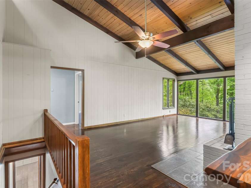 7820 Greenville Highway, Brevard, NC 28712.  MLS# CAR4380349, YatesRealty ID 21376. 
