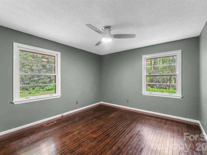 7820 Greenville Highway, Brevard, NC 28712.  MLS# CAR4380349, YatesRealty ID 21376. 