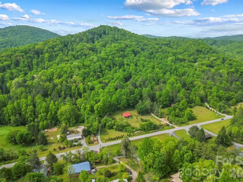 7820 Greenville Highway, Brevard, NC 28712.  MLS# CAR4380349, YatesRealty ID 21376. 
