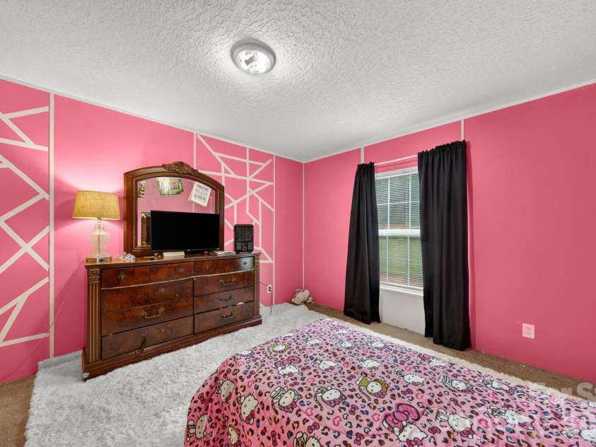 6956 Jamestowne Road, Lancaster, SC 29720.  MLS# CAR4379160, YatesRealty ID 21377. 