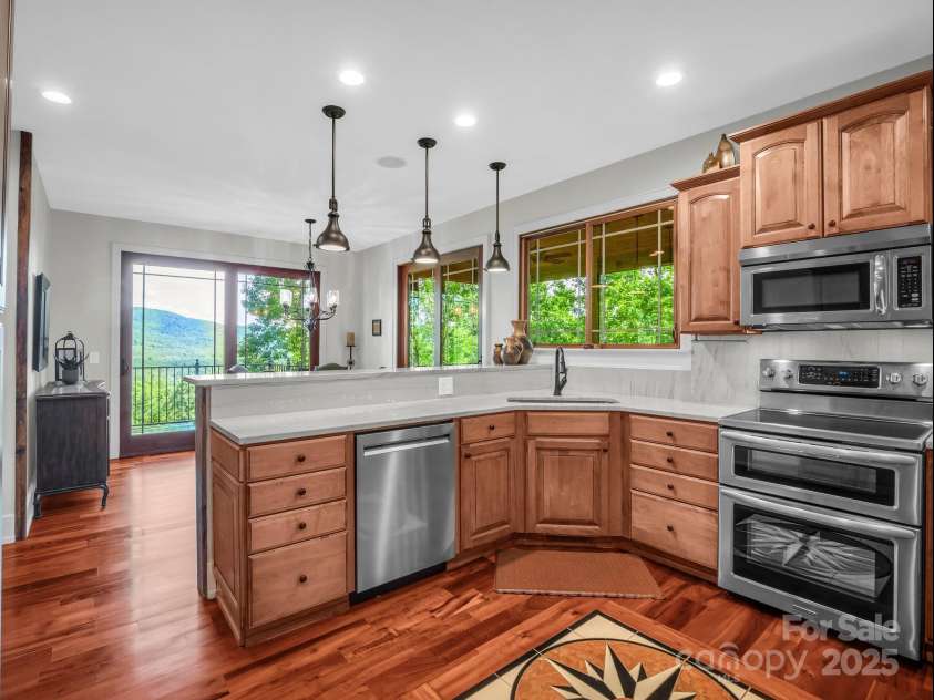 556 High Pines Loop, Lake Lure, NC 28746.  MLS# CAR4239460, YatesRealty ID 21378. Kitchen