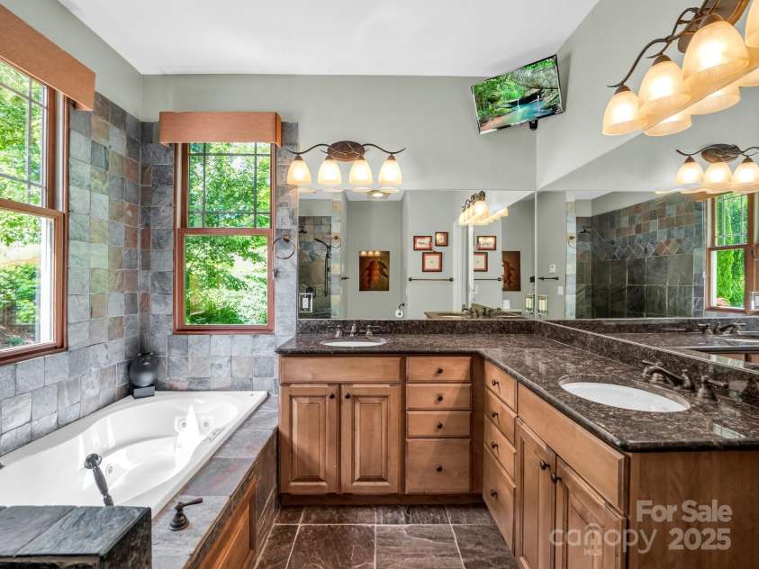 556 High Pines Loop, Lake Lure, NC 28746.  MLS# CAR4239460, YatesRealty ID 21378. Primary Bathroom