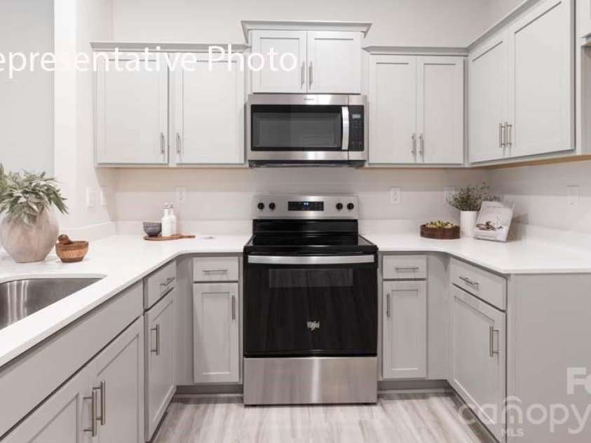 3249 Ora Smith Road, Lincolnton, NC 28092.  MLS# CAR4381572, YatesRealty ID 21379. 