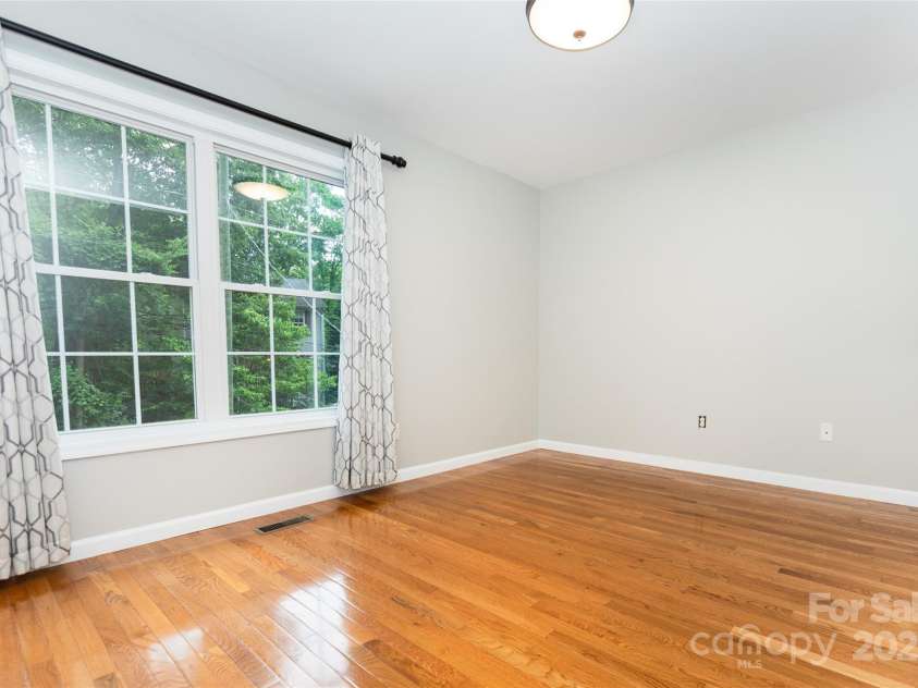 13 Castle Street, Asheville, NC 28803.  MLS# CAR4278006, YatesRealty ID 2138. Second Bedroom