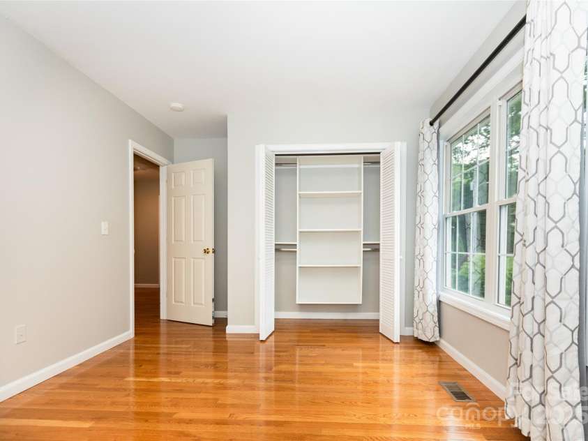 13 Castle Street, Asheville, NC 28803.  MLS# CAR4278006, YatesRealty ID 2138. Second Bedroom