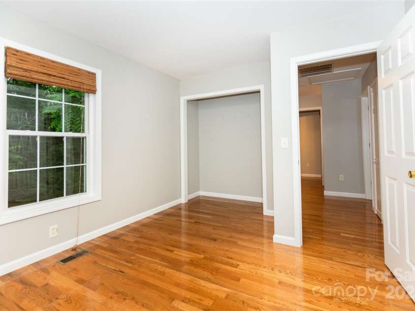 13 Castle Street, Asheville, NC 28803.  MLS# CAR4278006, YatesRealty ID 2138. Third Bedroom