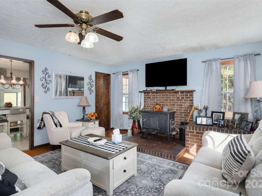 3220 Sawmill Road, Hickory Grove, SC 29717.  MLS# CAR4119221, YatesRealty ID 2138. Livingroom View