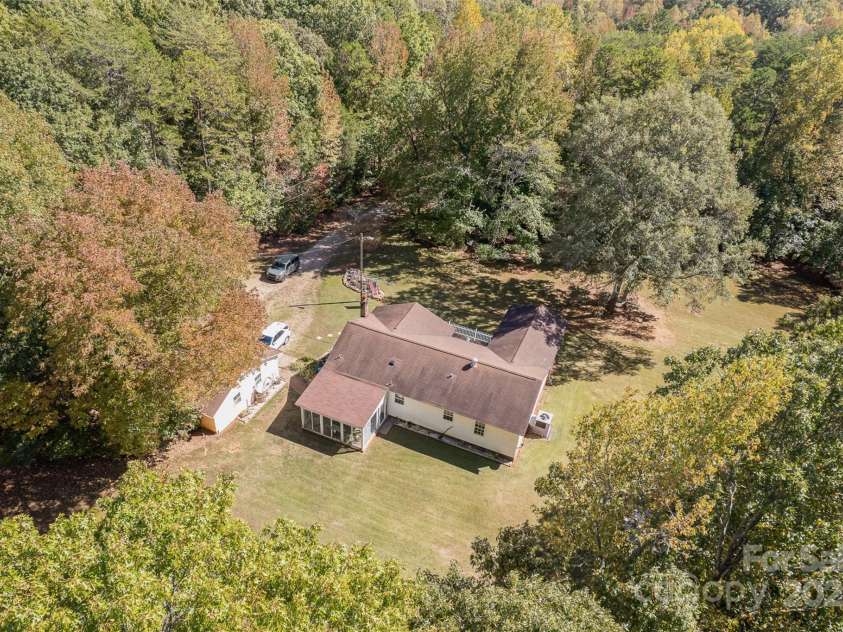 3220 Sawmill Road, Hickory Grove, SC 29717.  MLS# CAR4119221, YatesRealty ID 2138. Sky View