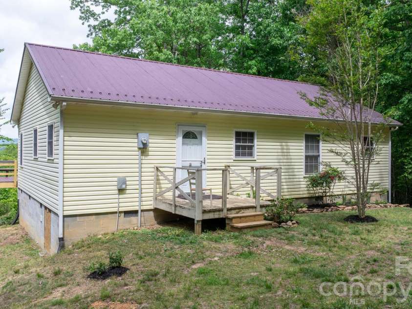 3494 Vannoy Ridge Road, Moravian Falls, NC 28654.  MLS# CAR4377546, YatesRealty ID 21381. 
