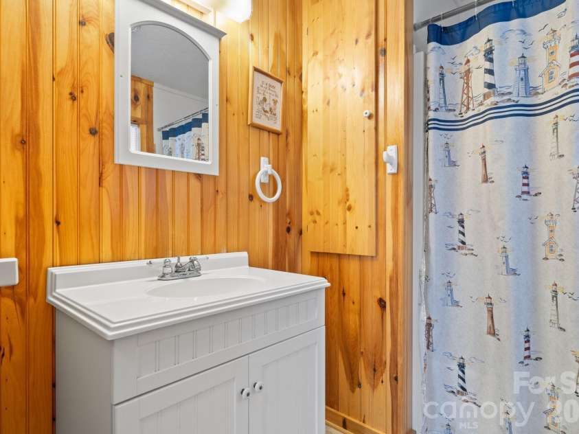 3494 Vannoy Ridge Road, Moravian Falls, NC 28654.  MLS# CAR4377546, YatesRealty ID 21381. 