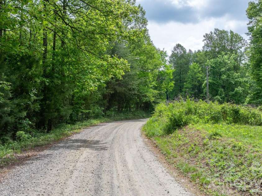 3494 Vannoy Ridge Road, Moravian Falls, NC 28654.  MLS# CAR4377546, YatesRealty ID 21381. Vannoy Ridge Rd