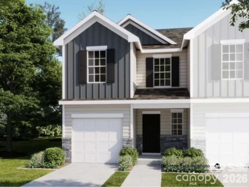 10020 Greystar Lane, Charlotte, NC 28213.  MLS# CAR4381635, YatesRealty ID 21383. 
